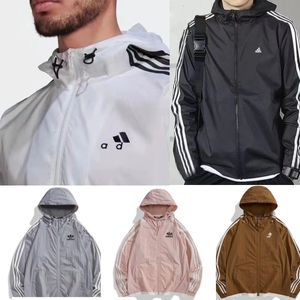 2024 Jackets para hombres Men Cubo casual impermeable Ropa de protección solar rápidamente seca para hombres de moda