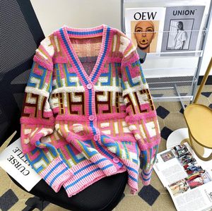 2024 Nouvelle arrivée Belle veste de pulls pour femmes pour femmes début du printemps lettre arc-en-ciel designer élégant niche tricot cardigan manteau tricots