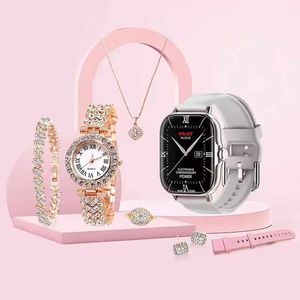 2024 Nouveau design couple Smart Watch 8 in 1 pour les dames Gold Watch Combination Box Box Fitness Tracker NFC Women Men Smartwatch A58 Plus