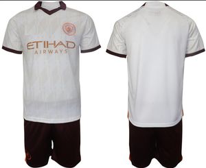 2024 New Haaland Soccer Jersey de Bruyne Grealish Mans Cities Sterling Mahrez Foden Fans Versión de fútbol Tops Camiseta Kit para niños Equipo