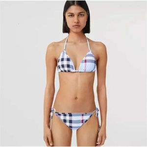 2024 NOUVEAU Maillots de bain pour femmes Maillot de bain une pièce sexy pour femme pour enveloppe croisée devant col en V profond Monokini Bikini rayé imprimé couleur contrastée maillot de bain Sui