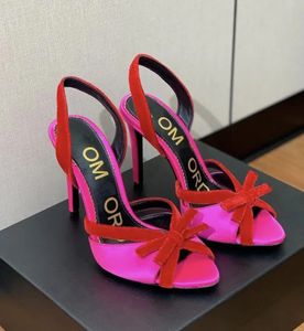 2024 Summer Walk Luxury Satin Velvet Bow Sandalias Zapatos Mujeres Tacones altos Punta puntiaguda Rojo Negro Slingback Bomba Fiesta Boda Tacón Tom Fords Vestido Zapato EU35-43.Box