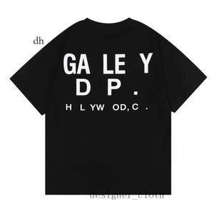 2024 T-shirts pour hommes Summer Gallrey Tees Depts Mens Women Designers Loose Fashion Brands Tops Casual Department Street Shorts Sleeve Gallerydept 50