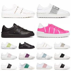 2024 Top Casual Shoe Plate-forme Chaussures de toile Rivet Italie Dames Baskets ouvertes classiques de la Saint-Valentin Rose Gold Noir Blanc Rose Navy BlueSpikes Low Patchwork Hommes Femmes