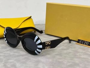 2024 Top Summer Luxury Oval Frame Gafas de sol Diseñador redondo para mujer Goggle Senior Eyewear para mujeres Eyeglasses Cat Eye Vintage Metal Gafas de sol 6120