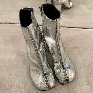 2024Boots Silver Tabi Split Toe Chunky Heel Zapatos de cuero Mujer otoño Zapatos de Mujer Botas8