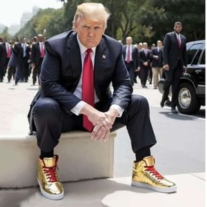 2024 T TRUMP SNEAKERS Trump Flag Trump Chaussures Or The Never Surrender High-Tops Designer 1 TS Gold Custom Outdoor Sneakers Confort Sport Casual Trendy Lace-up Party