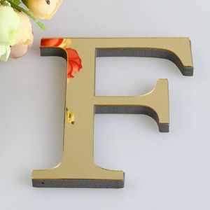 20 cm 3D Mirror Lettres Autocollants muraux pour décoration intérieure BlackGoldSilver Decal Acrylique Alphabet Lettre anglaise Art Mural Decoration 240408