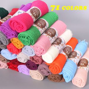 20 unids/lote 76 colores de alta calidad colores lisos arrugado burbuja algodón bufanda chal con flecos musulmán Hijab envoltura para la cabeza tamaño grande