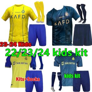 23 24 Maillots de football Al Nassr FC Ronaldo Kids Kit enfant uniforme 2023 Accueil jaune CR7 garçons Football shiirt T Al-Nassr loin troisième quatrième MARTINEZ Arabie Saoudite