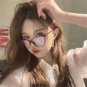 22% de réduction sur les lunettes de soleil Nouvelle célébrité en ligne Tiktok de haute qualité avec le même style de littérature personnalisée et d'art nu ins monture de verre pour femmes 3408-Q-A