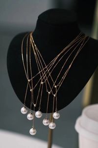 2209102 Collar de joyería de perlas para mujer AKOYA 8-8.5mm ONE colgante EN FORMA DE Y ajustable au750 18k oro amarillo