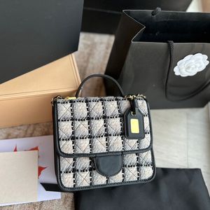 22K Womens Designer Messenger Black-white Check Bags Classic Mini Flap Tweed Monedero acolchado Top Handle Tote GHW Matelasse Chain Crossbody Bolsos de hombro 20.5X18CM