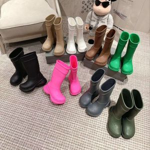 2023 Women Designer Boot Croc Boots Rain Rubber Winter Rainboots Platform Ankle Slip-On Half Pink Black Green Focalistic Outdoor Luxury Size 35-46