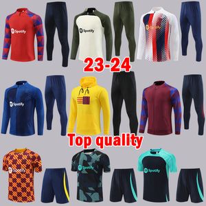 23 24 GAVI Barça Conjuntos de fútbol 2023 2024 Chaqueta Chándales BaRcElOnAs Camisetas de fútbol de manga larga Hombres Uniformes LEWANDOWSKI Sudadera con capucha Camisas de entrenamiento