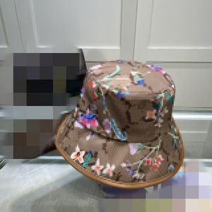 23 Sombrero de cubo de moda de diseñador de lujo Estilo clásico Patrón colorido Sombrilla a prueba de viento Regalo de fiesta informal Sombreros de ala ancha muy hermosos