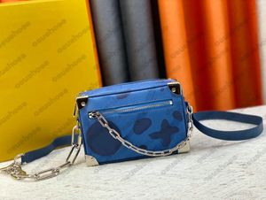 23SS Fall-Winter Show Mini Soft Trunk Eye Doodle M23144 Diseñadores de hombres Monogramas Mongramas de mensajería de lujo Bolsos de mano de hombro de la cámara de lujo Coss Body Water Drop M22588