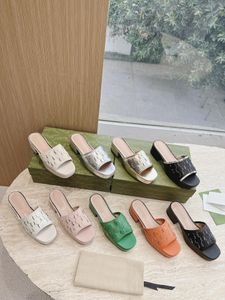 23ss sandalias de tacón de bloque para mujer Zapatos de baile de diseñador Zapatillas de cuero de tacón de bloque bajo sin cordones con herrajes plateados