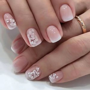 24pcs Short Retro Flower Design Nails Manucure Art Pink False False Square Fake Press sur la couverture complète Tips Nail 240430