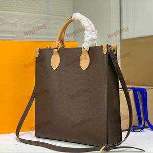 24SS Mini bolso de compras vertical para mujer de moda Diseñador de cuero de vaca Bolsa de música M69442 Petit Sac Plat Bolso bandolera