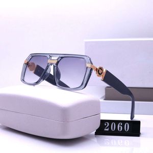 24SSDesigner Versage lunettes de soleil Vercaces outre-mer nouveau grand cadre pour hommes et femmes tête classique voyage mode lunettes 2060