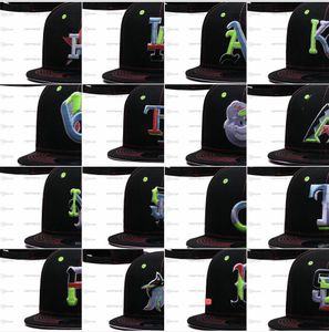 26 couleurs de baseball masculin Snapback Hat Capes Couleurs de couleur noire New York Royal Blue Team Sport 2024 coeurs de cousés patch Mesh Chapeau Fleurs Bone Mix Couleurs Su4-05