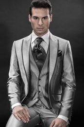 Fashion Silver Grey Satin Groom Tuxedos Groomsmen Mens Wedding Dress Handsome Man Jacket Blazer 3 Piece Suit(Jacket+Pants+Vest+Tie) 918