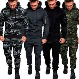 Men's Sets Army Military Uniform Camouflage Tactical Combat Shirt+Pant Set Zipper Hoodies Sports Suit Man Clothes Set Sportswear 201201