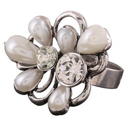 Discount vintage style engagement rings