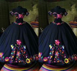 2023 Black Quinceanera Dresses Off The Shoulder Mexican Embroidered Charro Sweet 16 Dress Ball Gowns Satin Vintage3036