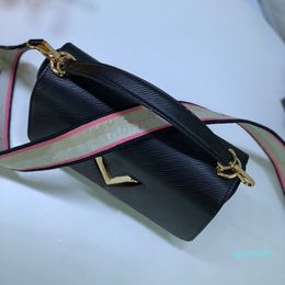 2022 mittelgroße Handtasche Damen Umhängetaschen Luxurys Designer Geldbörse Modekette Leder Water Ripple Totes klassische Damen-Umhängetasche