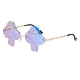 2022 Novelty Mushroom Sunglasses Special Plant Shape Design Lovely Mushrooms Lenses Party Glasses