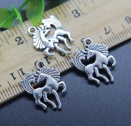 Wholesale 100pcs Horse Unicorn Alloy Charms Pendant Retro Jewelry Making DIY Keychain Ancient Silver Pendant For Bracelet Earrings 19*15mm