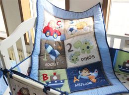 Boy Pilot Baby Crib Bedding Sets 4pcs One Kit Cartoon Animal Monkeys Airship Printed Children Bed Skirt Cover Suit 221dhE1