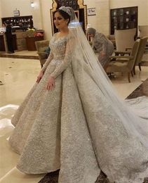 Luxury Sequined Beaded Long Sleeves Ball Gown Wedding Dresses Vintage Crystal Princess Plus Size Saudi Arabic Dubai Bridal Gown