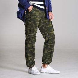 what color shirt goes with green camo pants