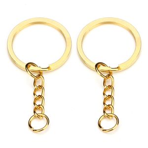 Llavero de oro de 28 mm Llavero Anillos divididos redondos con cadena corta Llaveros de bronce de rodio Mujeres Hombres Joyería DIY Fabricación de llaveros Accesorios