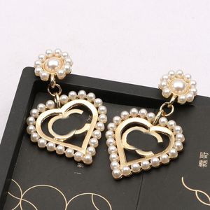 2 colores Marca de lujo Diseñador Stud Geométrico Mujeres famosas Perla Forma de corazón Borlas 18 K Chapado en oro 925 Pendiente de plata Joyería para fiesta de boda