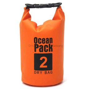 2L Ultraligero Portátil Bolsas secas para exteriores Viajes para acampar Rafting A la deriva kayak canoa flotante Bolsa de almacenamiento pvc ocean pack Equipo Bolsas deportivas al por mayor