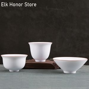 2pc / set Jingdezhenn Fabriqué à la main en céramique en céramique en porcelaine Jade White Tas de porcelaine Kung Fu Tas de maîtres Small Single tasse de thé 231221