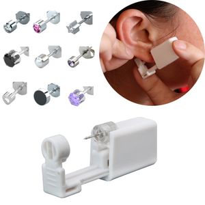 2Pcs/set Disposable Ear Piercing Unit Safe Sterile Cartilage Tragus Helix Piercing Gun Piercer Tool Machine Kit with Studs