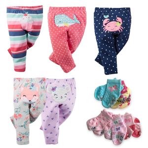 3/ Bébé Pantalon Cartoon Leggings Coton Doux 2020 Chaud Automne Hiver Nouveau-Né Garçons Filles Pantalon Anti-dérapant Chaussettes Bebes Ensembles LJ201012