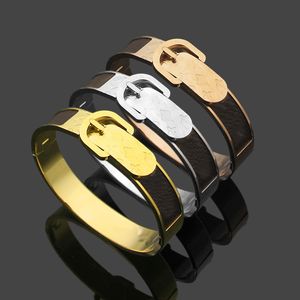 3 couleurs Bracelets de créateurs de luxe européens et américains Love Lock V Bracelet ceinture bracelet Pulseiras cuir véritable cuirs Bracelets pour femme de haute qualité