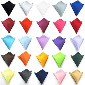 Basit Solider Renk Hanky ​​Mendil İşi Takım Takım Square Cep Botak Kerchief Düğün Damat Moda Aksesuarları Hediye