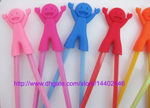 100 pairs yeni çocuk plastik yemek çubukları çocuk öğrenme yardımcı eğitim öğrenme mutlu plastik oyuncak çubuk eğlenceli bebek bebek acemi