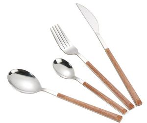 4шт / комплект Flatware из нержавеющей стали Посуда Изолированная ручка Стейк нож Вилка Ложка ужин Western Food Cutlery Set