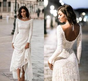 Elegant Vintage Lace A-line Boho Wedding Dress with Long Sleeves and Low Back for Modest Bridal or Simple Bohemian Beach Wedding