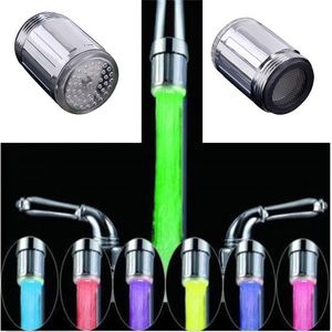 LED Su Musluk Akış Işık Glow Su Musluk Değişim Renkli Işık Havzası Su Nozul Mutfak Banyo Bataryası değiştirme 7 Renk