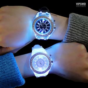 Relógio de diamante luminoso EUA tendência da moda masculino relógios de mulher amante cor LED geléia de luz Silicone Genebra Transparente estudante relógio de pulso casal crianças presente