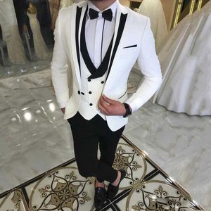 Klas Beyaz Üç adet Mens Suits Ceket Yelek Pants ile Yaka Düğün Grooms Smokin Slim Fit Biçimsel Blazer Bir Düğme Balo Suit Peaked